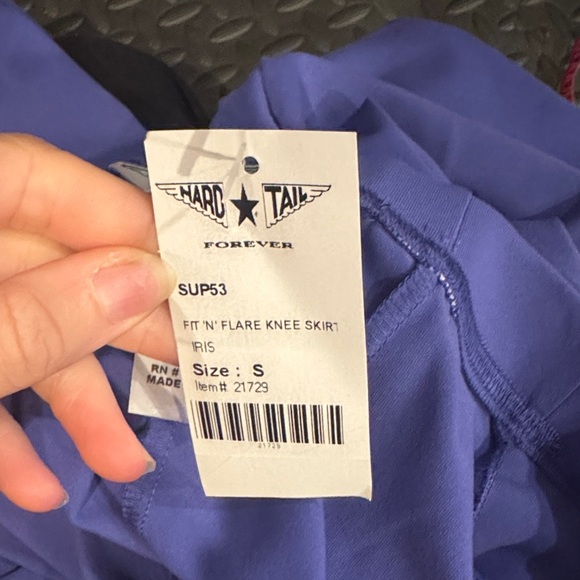 Hard Tail • NWT $120 Fit 'N Flare Knee Skirt - Picture 8 of 8